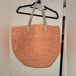 NWT btb Los Angeles Woven Tote Bag Coral Pink